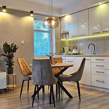 Apartament W Centrum Z Widokiem Na Jeziorko Kętrzyn Εξωτερικό φωτογραφία
